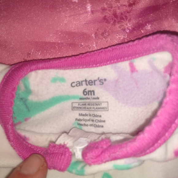 Carters - footed dino sleeper - Picture 4 of 4